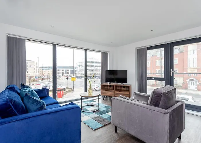 Modern And Stylish 2 Bedroom York Apartment