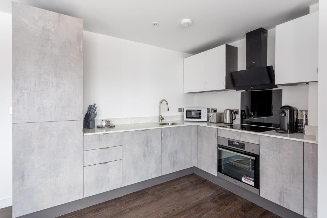 Modern And Stylish 2 Bedroom * York
