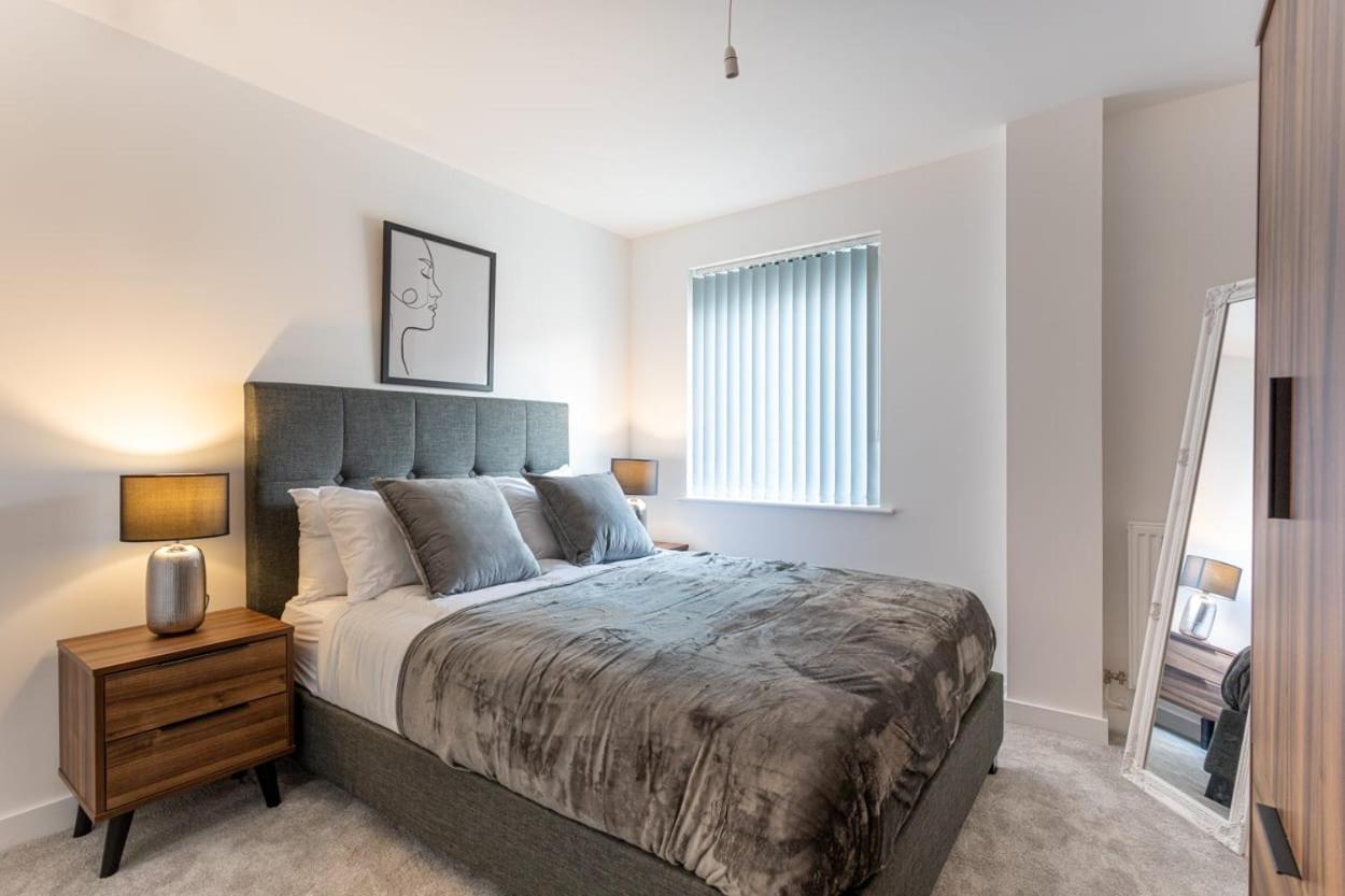 Apartment Modern And Stylish 2 Bedroom